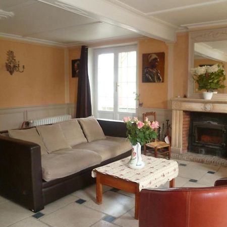 La Tonnelle Fleurie Chambres D'Hotes Sainte-Soulle 外观 照片
