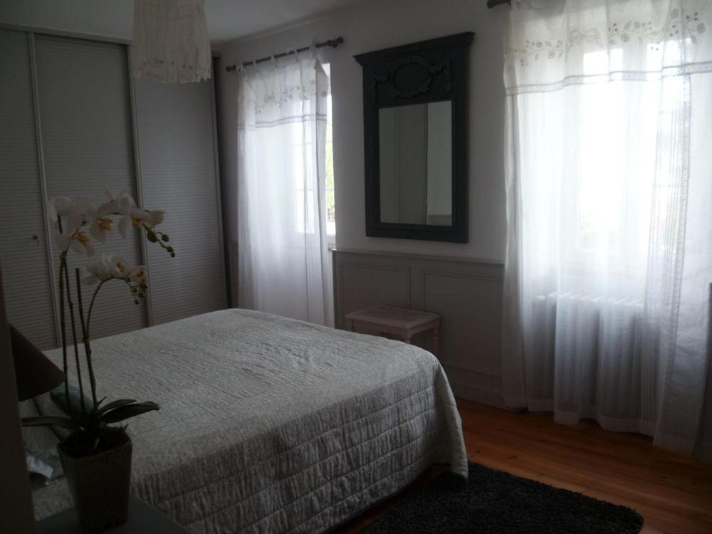 La Tonnelle Fleurie Chambres D'Hotes Sainte-Soulle 外观 照片